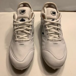 New balance metal baseball cleats